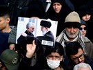 Íránci vyjadují smutek nad zabitím v Íránu velmi populárního velitele elitních...