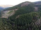 Zbry z dronu ukazuj rozpad hospodskch les v okol rezervace Such vrch...