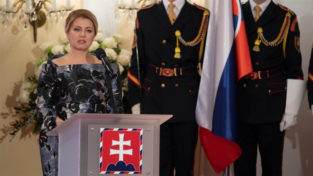 Slovenská prezidentka Zuzana Čaputová udělovala poprvé státní vyznamenání (2....