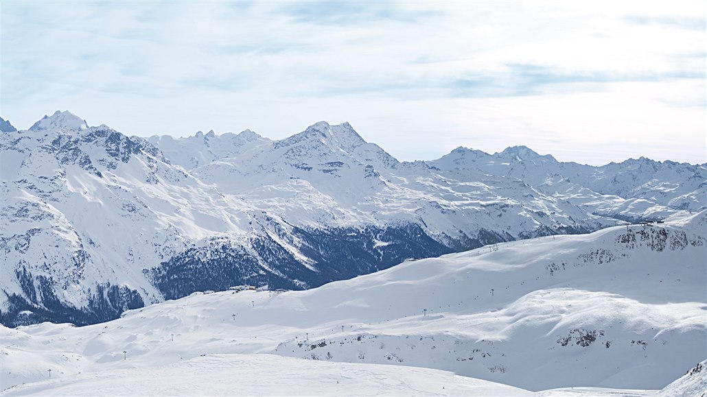 Panorama alpských vrchol� ze Svatého Mo�ice