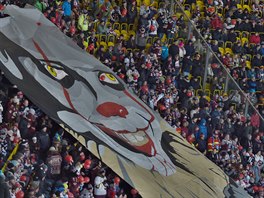 Fanoušci Sparty během extraligového utkání pod širým nebem proti Litvínovu