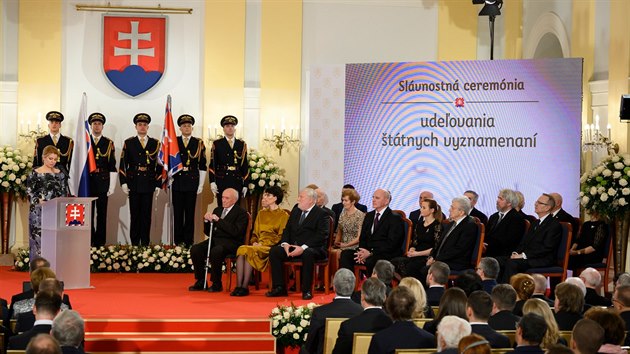 Slavnostní ceremoniál předávání státních vyznamenání při příležitosti 27. výročí vzniku samostatného Slovenska. (2. ledna 2020)