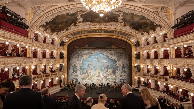 Slavnostn oteven Sttn opery v Praze po tlet rekonstrukci. (5. ledna 2020)