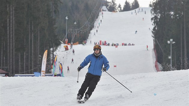 Lyovn na sjezdovce v beskydsk Bl na Frdecko-Mstecku.