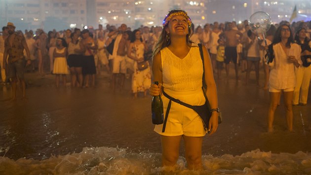 Novoron oslavy na pli Copacabana v Brazlii (1. ledna 2020)