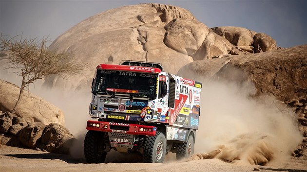 Posádka Martin Šoltys, David Schovánek a Tomáš Šikola z týmu Buggyra s kamionem Tatra na Rallye Dakar.