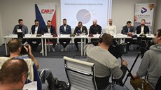 Tisková konference k tématu uzavení hokejové extraligy v prbhu sezony...