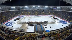 Extraligové utkání pod širým nebem Litvínov - Sparta v Drážďanech