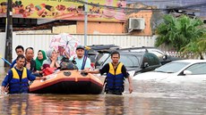 Indonésii zasáhly povodn. (1. ledna 2020)