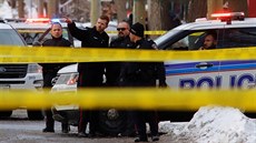 Policie zasahuje na scén stelby v centru kanadského mst Ottawa na ulici...