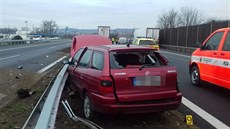 Na dálnici D5 smrem na Plze se stetl osobní vz s kamionem. (6. ledna 2020)