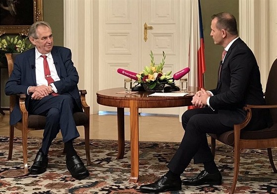 Prezident Miloš Zeman (vlevo) v pořadu Jaromíra Soukupa Týden s prezidentem...