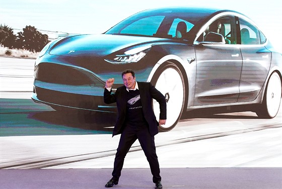 Šéf americké automobilky Tesla Elon Musk má důvod k radosti. V Číně otevřel...