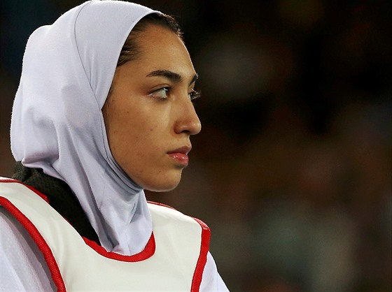 Íránská taekwondistka Kimía Alízadeová na letní olympiád v Riu. (18. srpna...