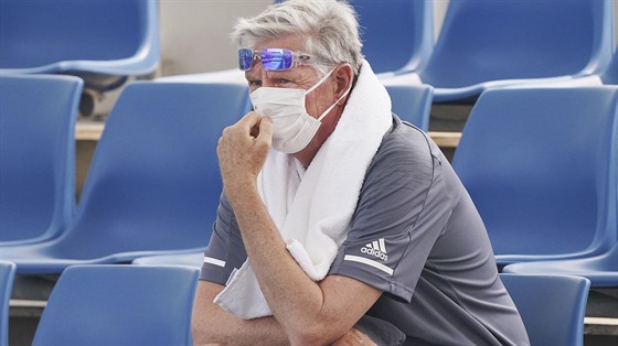 Diváci, kteí sledují kvalifikaci Australian Open, pouívají kvli potíím s...