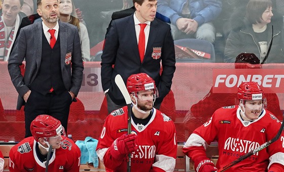 Dmitrij Jaškin (vpravo dole) v Utkání hvězd KHL.
