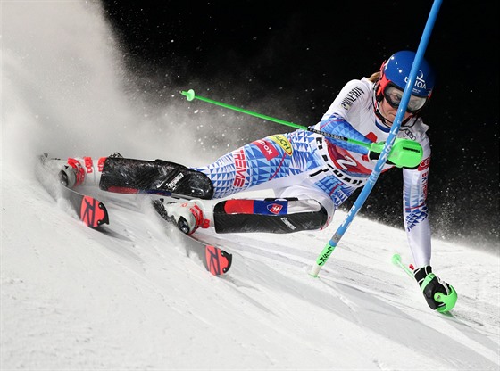 Petra Vlhová během slalomu ve Flachau
