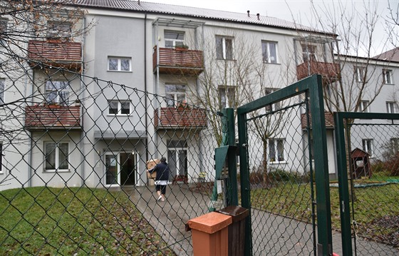 Fond ohroených dtí nabízí k prodeji budovu v Janovicích nad Úhlavou, kde sídlí Klokánek. Chce tím vyeit dlouhodobé finanní potíe. 