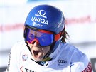 Radost Petry Vlhové ze Slovenska poté, co dokonila obí slalom v Sestriere.