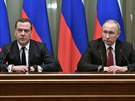 Ruský premiér Dmitrij Medvedv ve stedu oznámil demisi své vlády na pozadí...