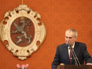 Prezident Miloš Zeman předal na Pražském hradě šek na dva miliony korun Fondu...