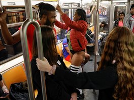První Jízdy metrem bez kalhot se zúastnilo v New Yorku 150 lidí. Po svém...
