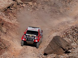 Giniel de Villiers v osm etap Rallye Dakar.