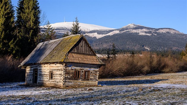 Chamkova stodola je asi nejfotografovanj stavba Hornho Pohron.