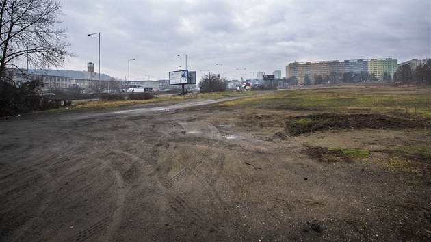 zem ped Thomayerovou nemocnic v prask Kri bylo tak mezi vydvanmi pozemky.