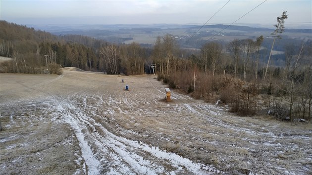 Sjezdovka dlouhá 420 metrů byla mezi obyvateli Havlíčkova Brodu a okolí oblíbená, na kopec často mířily i autobusy se školáky. Kdy a zda vůbec by se tu znovu mělo lyžovat, však zatím jasné není. (leden 2020)