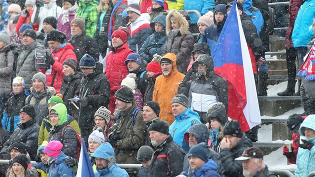 Divácká kulisa během Světového poháru v běhu na lyžích v Novém Městě na Moravě