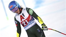 eská lyaka Ester Ledecká projídí slalomem v rámci kombinace v Zauchensee. 