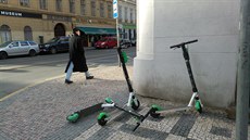 Elektrokolob�ky v ulicích Prahy
