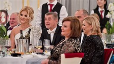 Premiér Andrej Babi (uprosted), jeho manelka Monika (vlevo) a Alena...