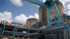 Jaderná elektrárna Turkey Point na Floridě. Provozuje dva tlakovodní reaktory...