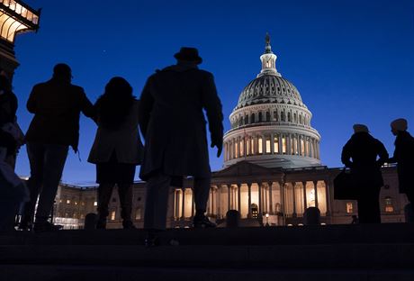 Budova Kapitolu ve Washingtonu, kde se projednává obaloba prezidenta Donalda...