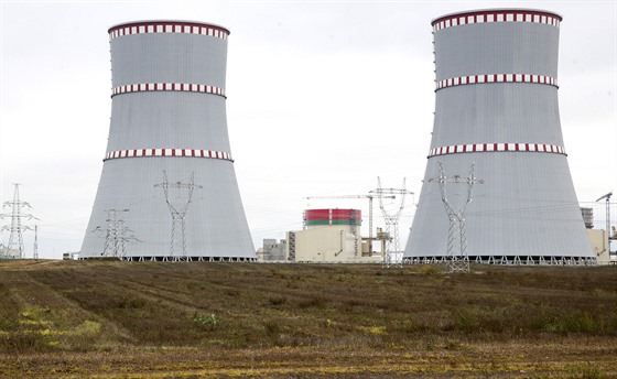 Bloruská jaderná elektrárna umístná nedaleko msta Astravec (11. listopadu...