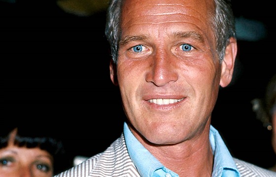 Herec s nejhezčíma očima. Paul Newman miloval jen svou manželku - iDNES.cz