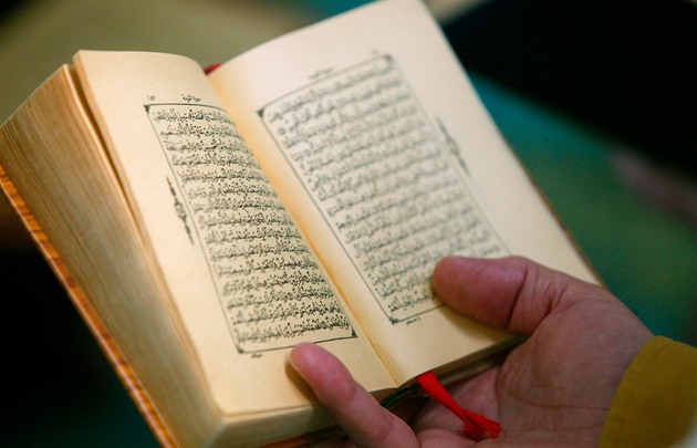 KOMENTÁŘ: Vždyť i Korán kopíruje Bibli. Žijeme v době smrti autora