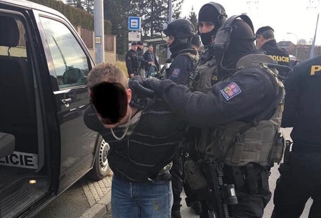 Policie zadrela hledaného Slováka pímo v Plzni-ernicích.