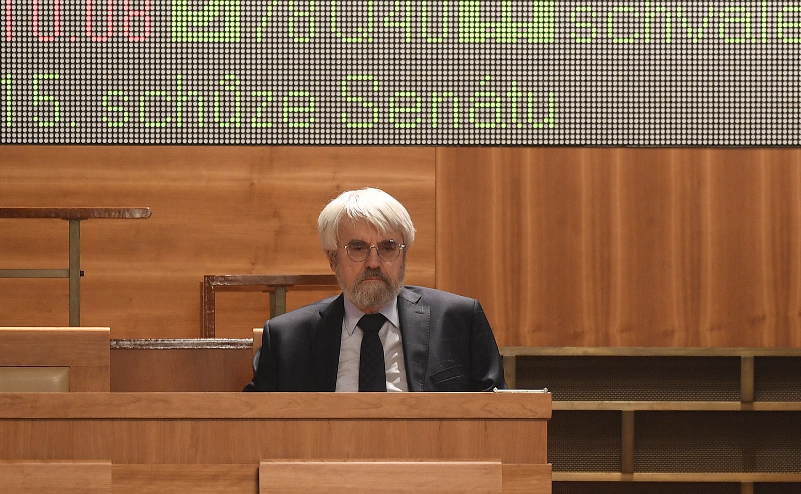 NÁZOR: Návrh Babišovy vlády na podjatost ústavního soudce není útokem na právní stát