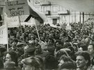 Ped ticeti lety v ter 23. ledna 1990 prola Vysokm Mtem velk demonstrace...