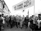 Ped ticeti lety v ter 23. ledna 1990 prola Vysokm Mtem velk demonstrace...