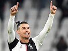 Cristiano Ronaldo z Juventusu se raduje z gólu proti Parm. Nelze si nevimnout...