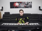 Nevidom� pianista Pavel Mina��k s nov�m n�strojem (17.1.2020).