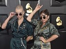 Carmen Vandenbergová a Rosie Oddie na cenách Grammy (Los Angeles, 26. ledna...