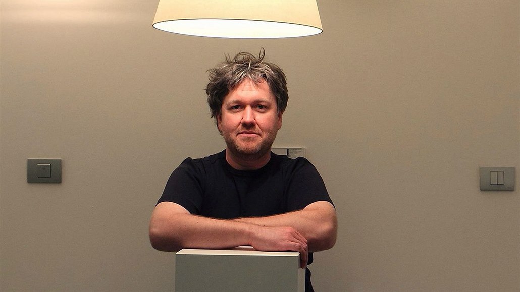 Jak nás ovlivňuje špatné světlo, v Rozstřelu vysvětlí expert Medřický