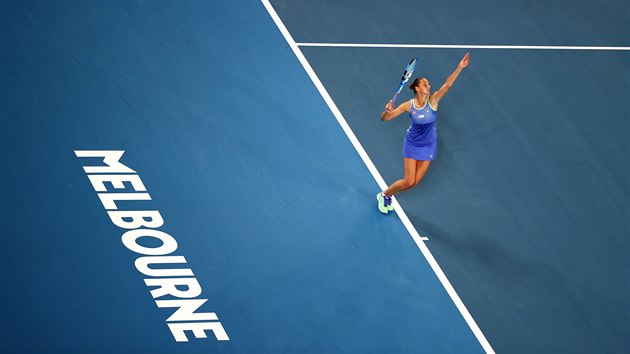 esk tenistka Karolna Plkov podv bhem 2. kola Australian Open.