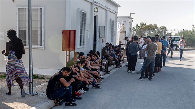 Uprchlický tábor Kokkinotrimithia na Kypru (5. listopadu 2019)