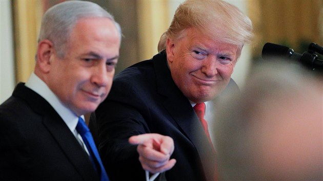 Americk prezident Donald Trump pedstavil pln pro Blzk vchod, kter pot s vytvoenm samostatnho palestinskho sttu. (28. ledna 2020)
